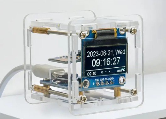 Čínská stavebnice meteostanice